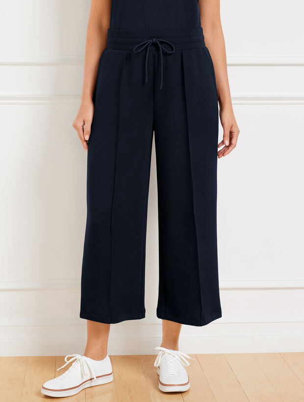 AirKnit Stretch Wide Crop Pants