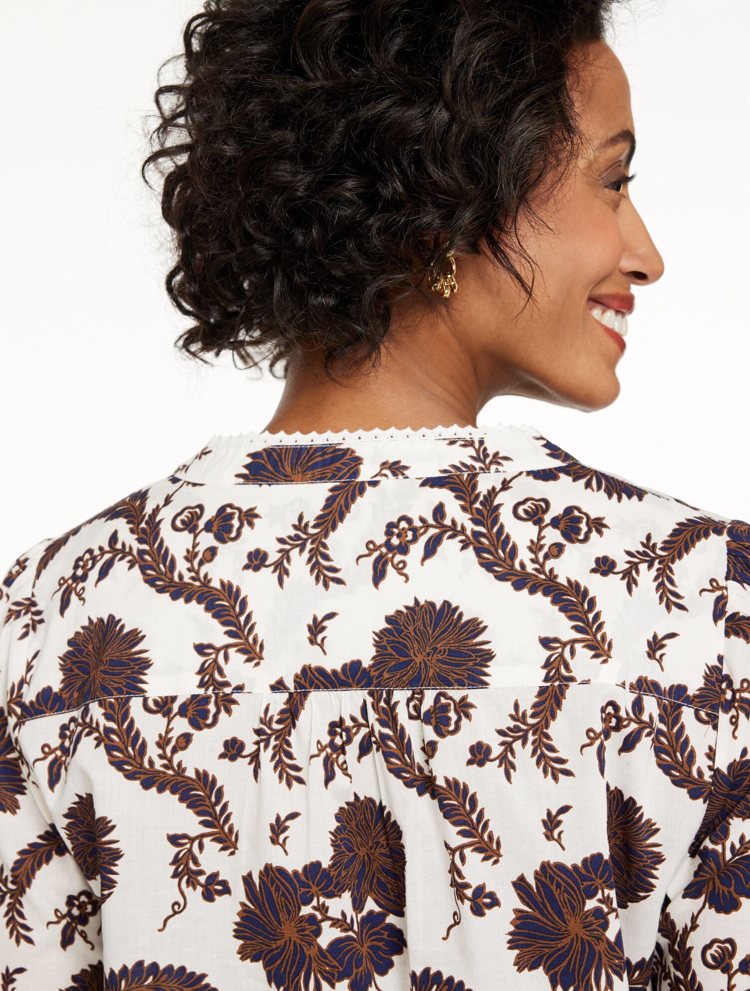 Lace Trim Pintuck Top - Climbing Chrysanthemums