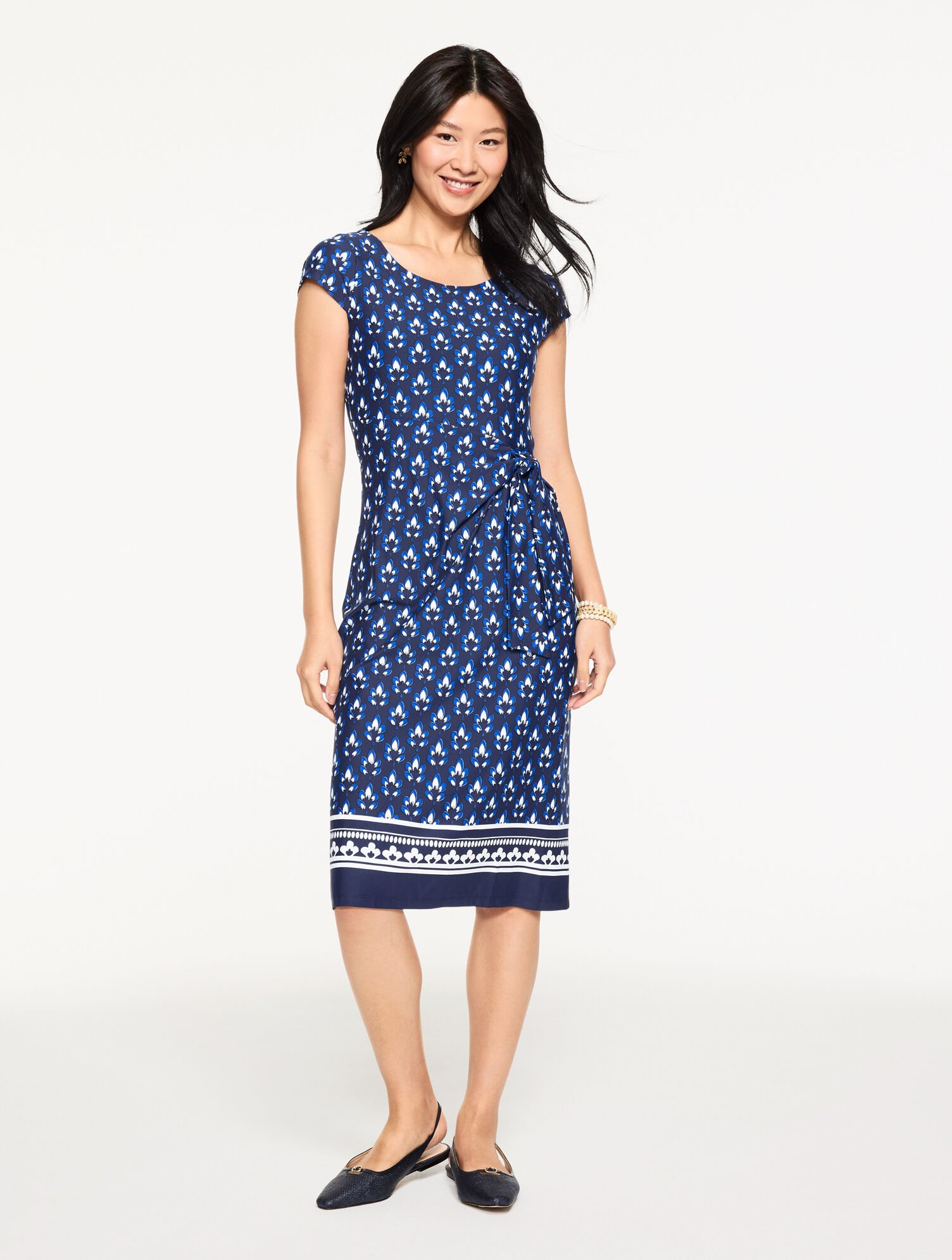 Effortless Jersey Bella Dress - Graphic Leaves