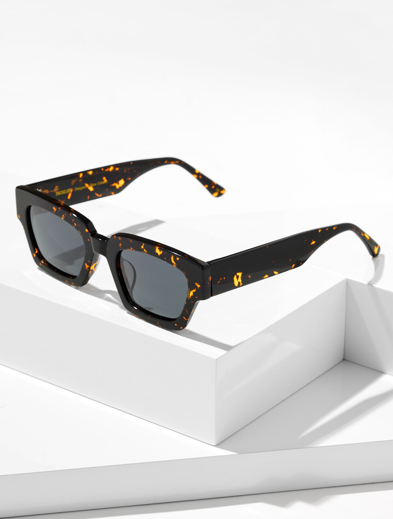 MOXLOX Made You Look Sunglasses