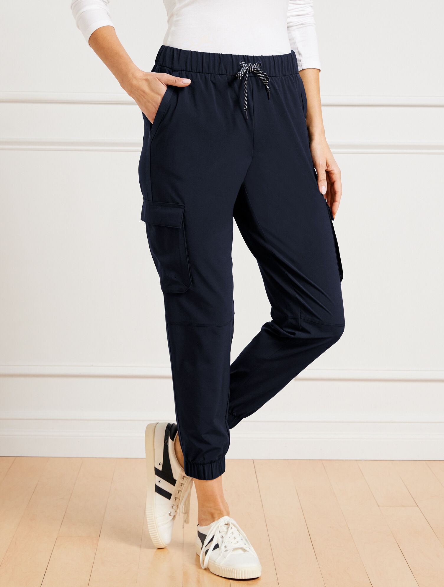 Lightweight Woven Stretch Cargo Pants