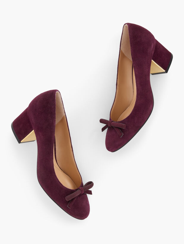 Isa Bow Pumps - Suede