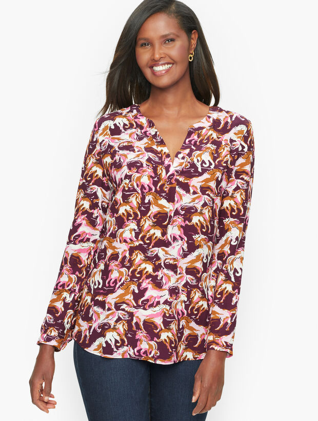 Band Collar Popover - Wild Horses