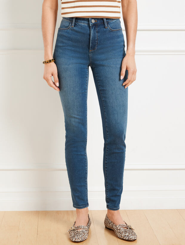 Jeggings - Zoe Wash - Curvy Fit