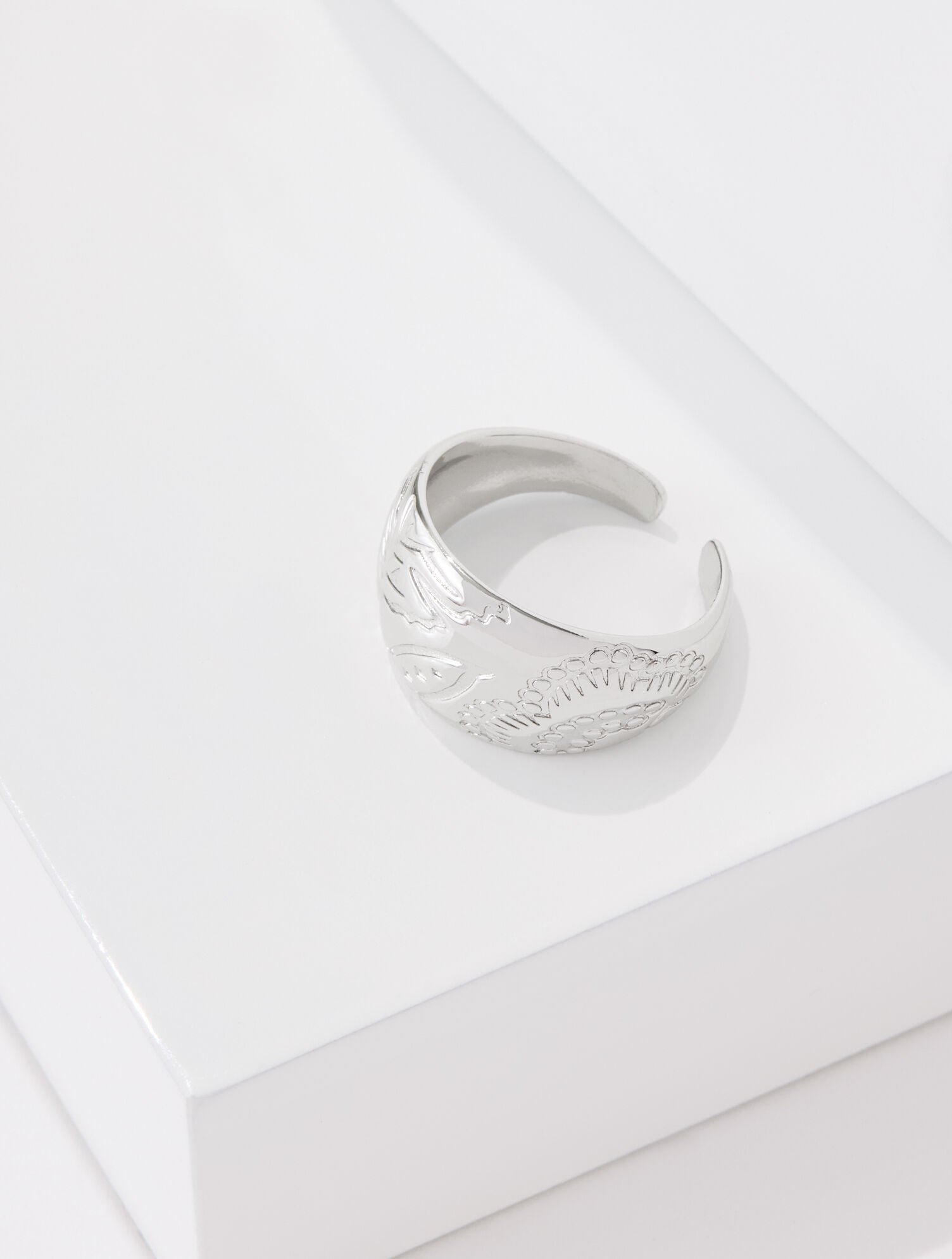 Tooled Embossed Ring