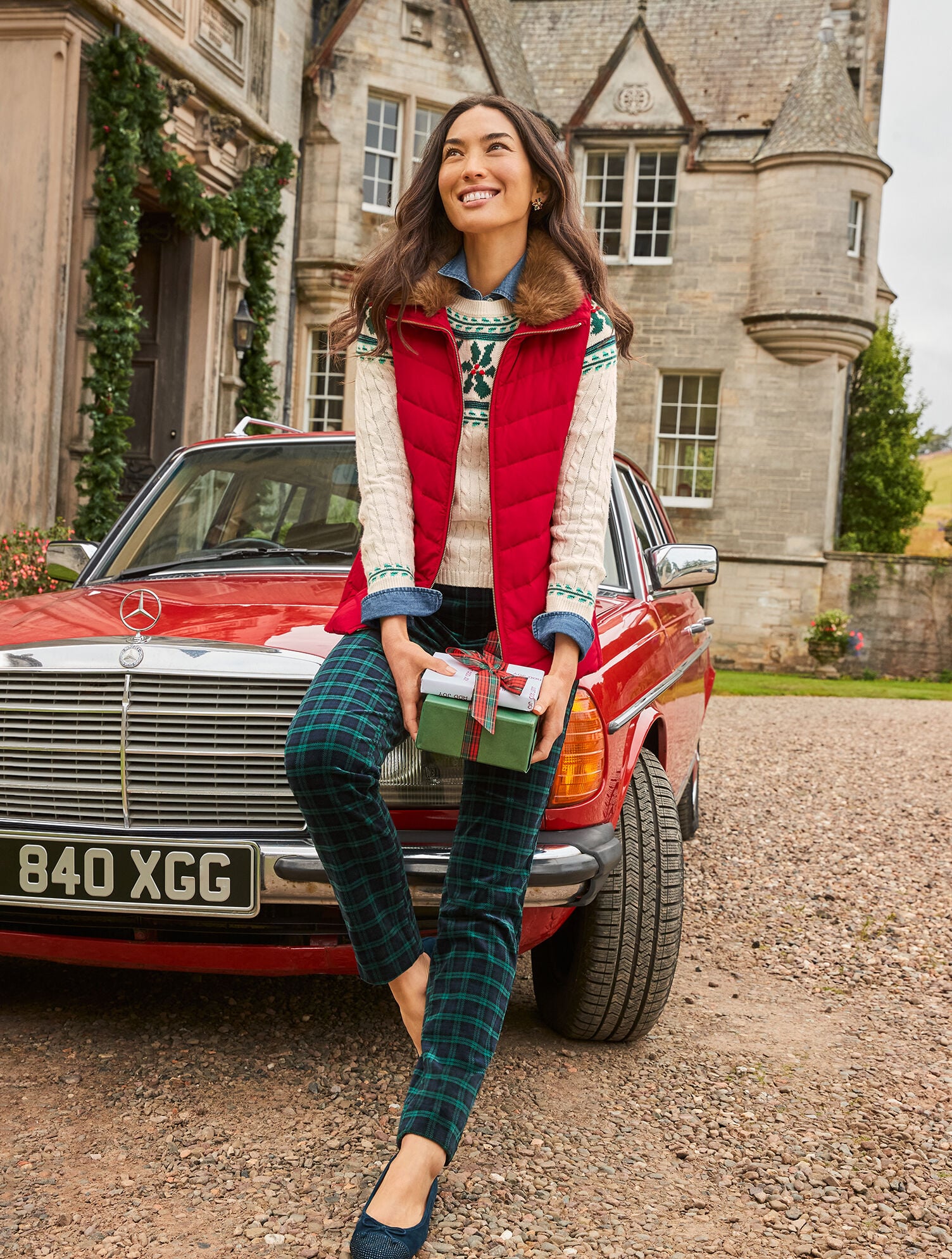 Crewneck Sweater - Holly Yoke