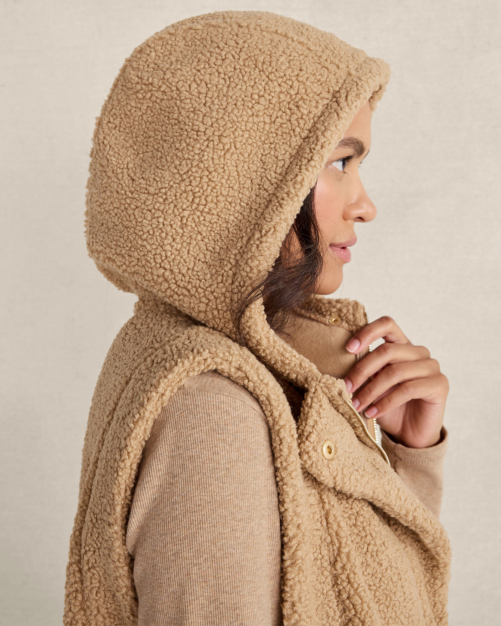 Curly Sherpa Sleeveless Hoodie