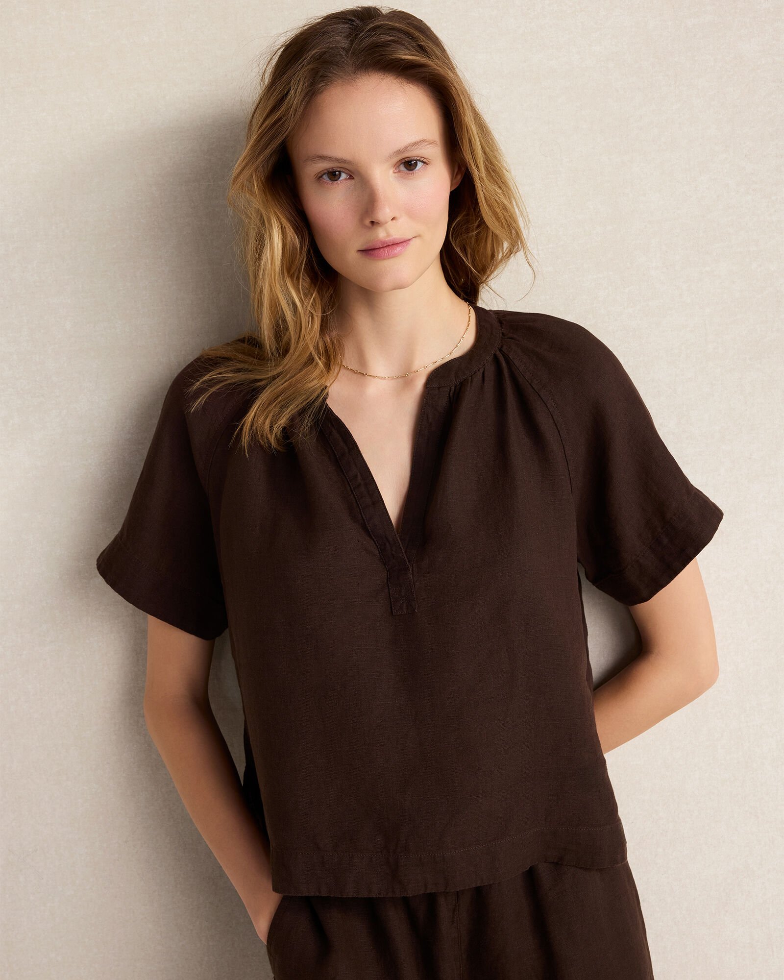 Linen Gathered V-Neck Top