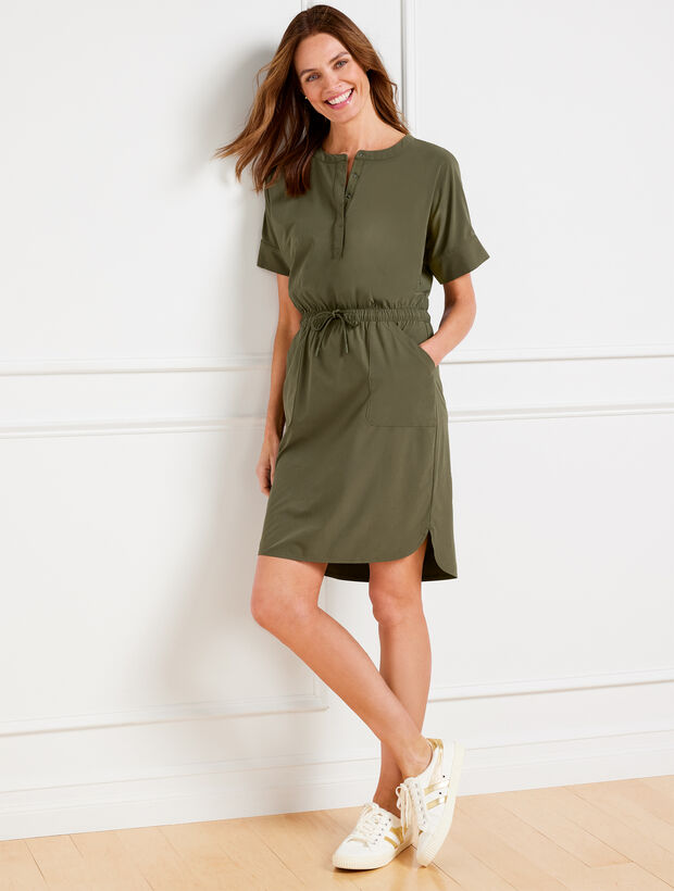 Lightweight Stretch Stand Collar Dress