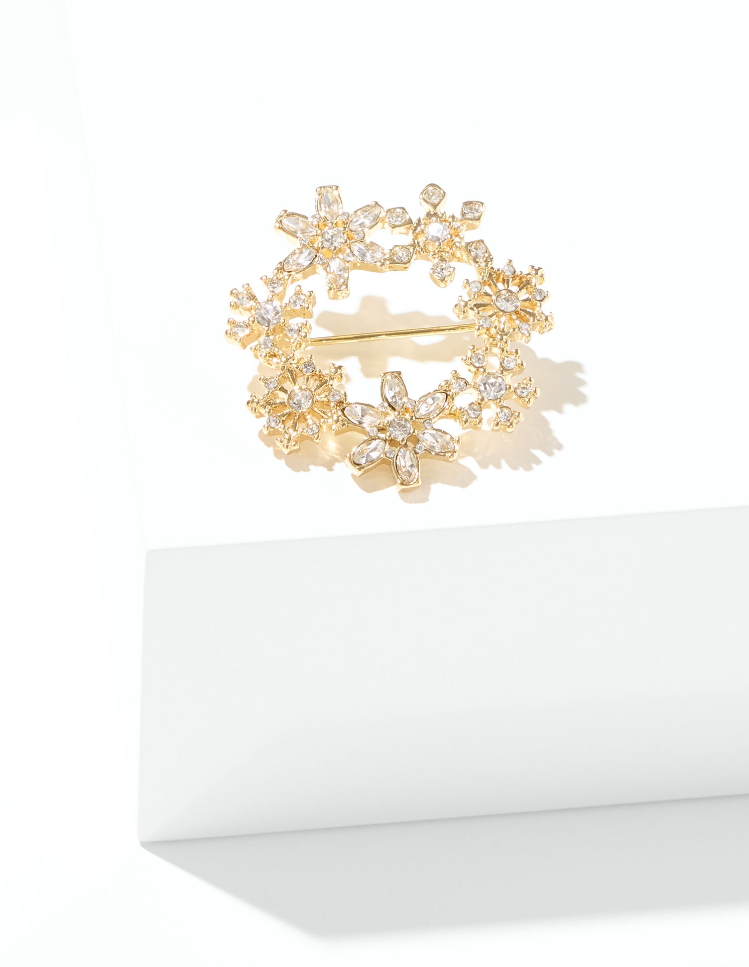 Snowflake Wreath Brooch