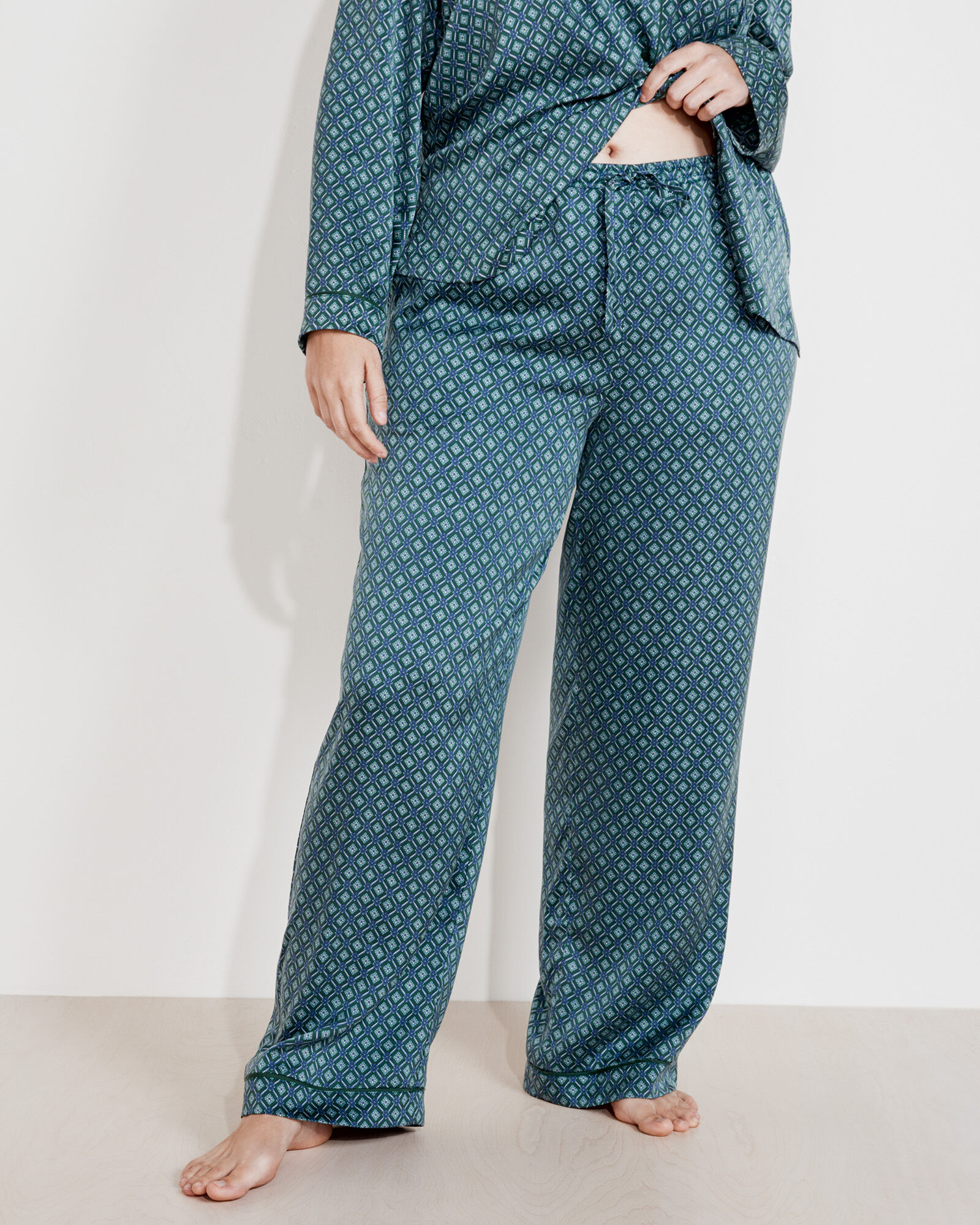Washable Silk Diamond Foulard Drawstring Pants