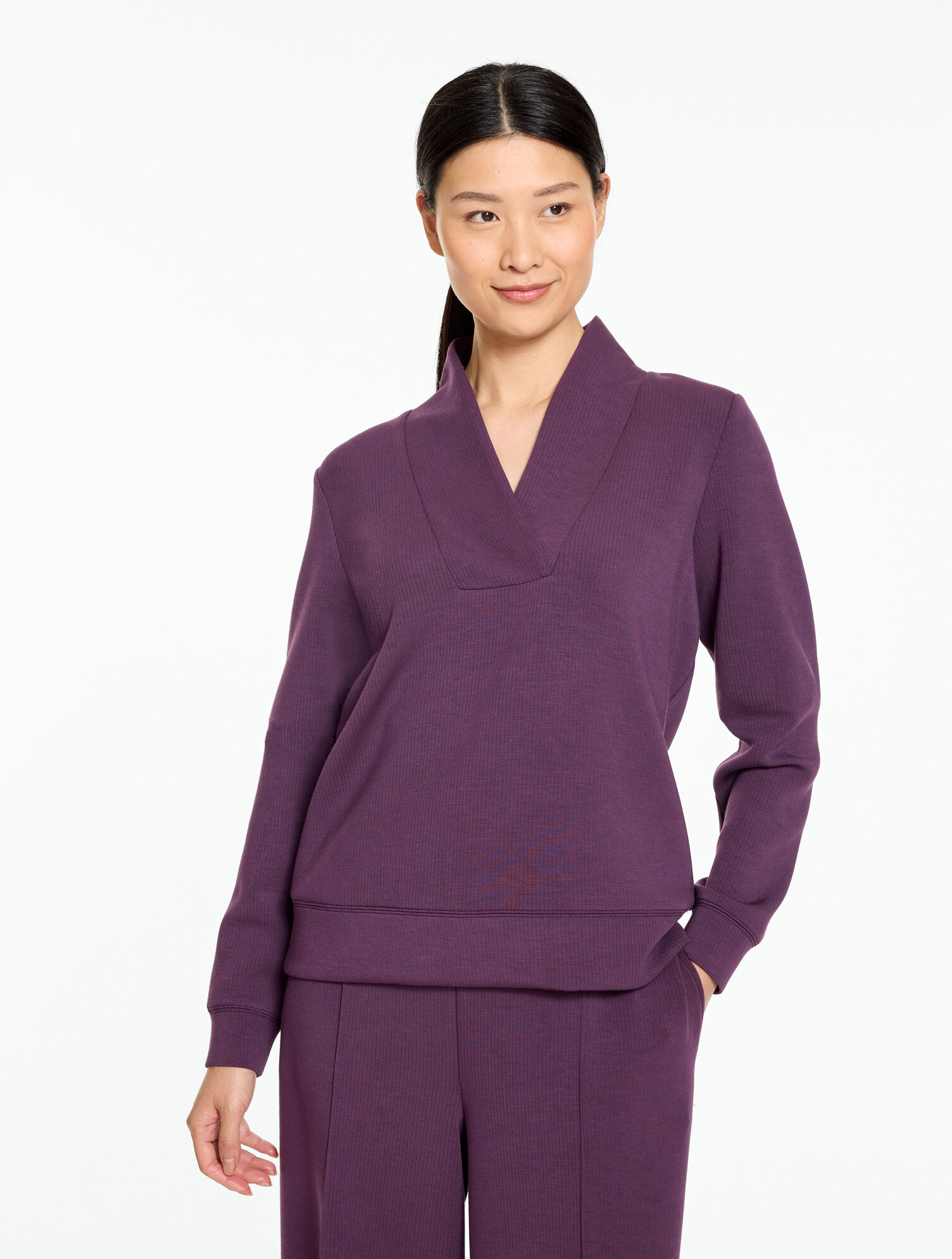AirKnit Stretch Ribbed V-Neck Pullover