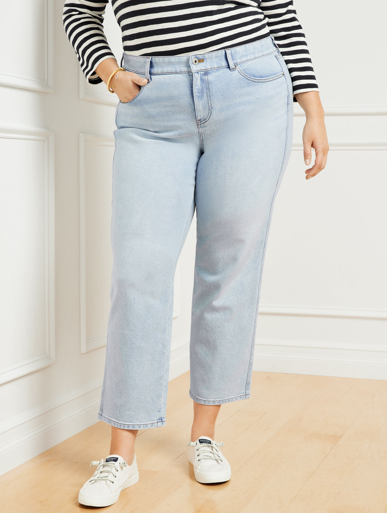 High Waist Straight Ankle Jeans - Antigua Wash
