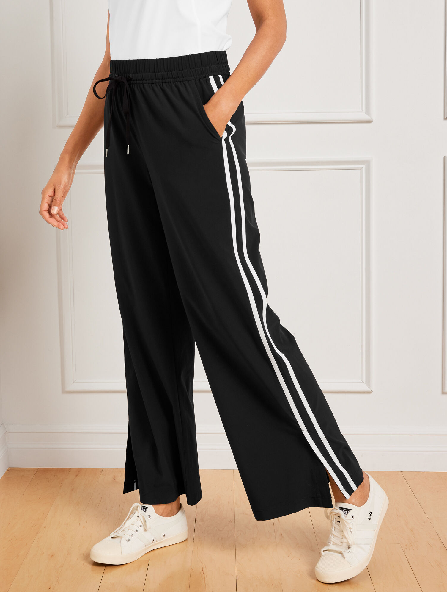 Lightweight Stretch Side Stripe Wide Leg Pants