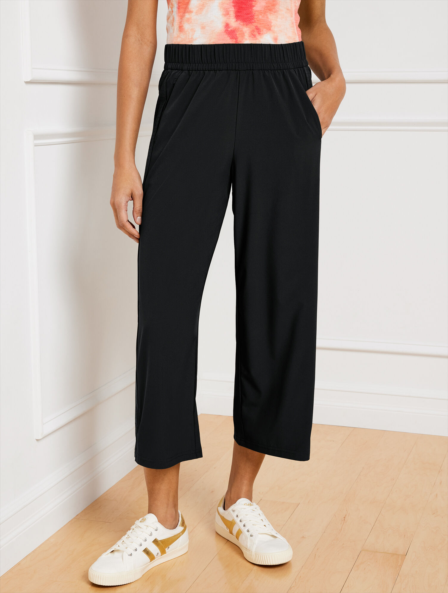Lightweight Stretch Wide Leg Crops