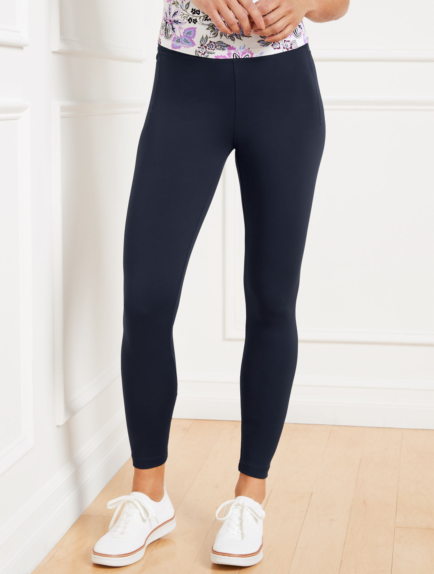 Out &amp; About Essential Leggings