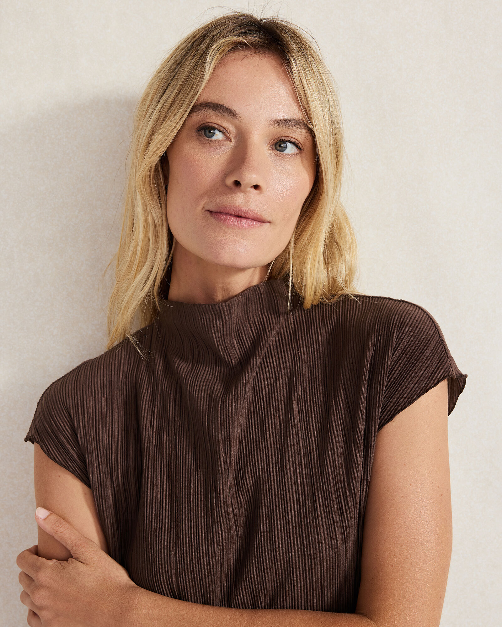 Ribbed Plisse Funnel Neck Top