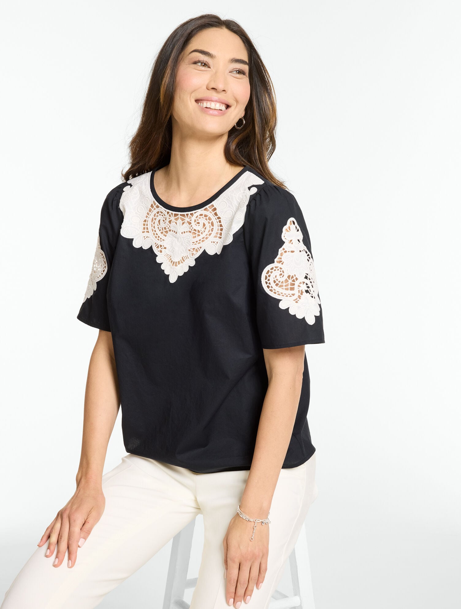 Embroidered Short Sleeve Poplin Top
