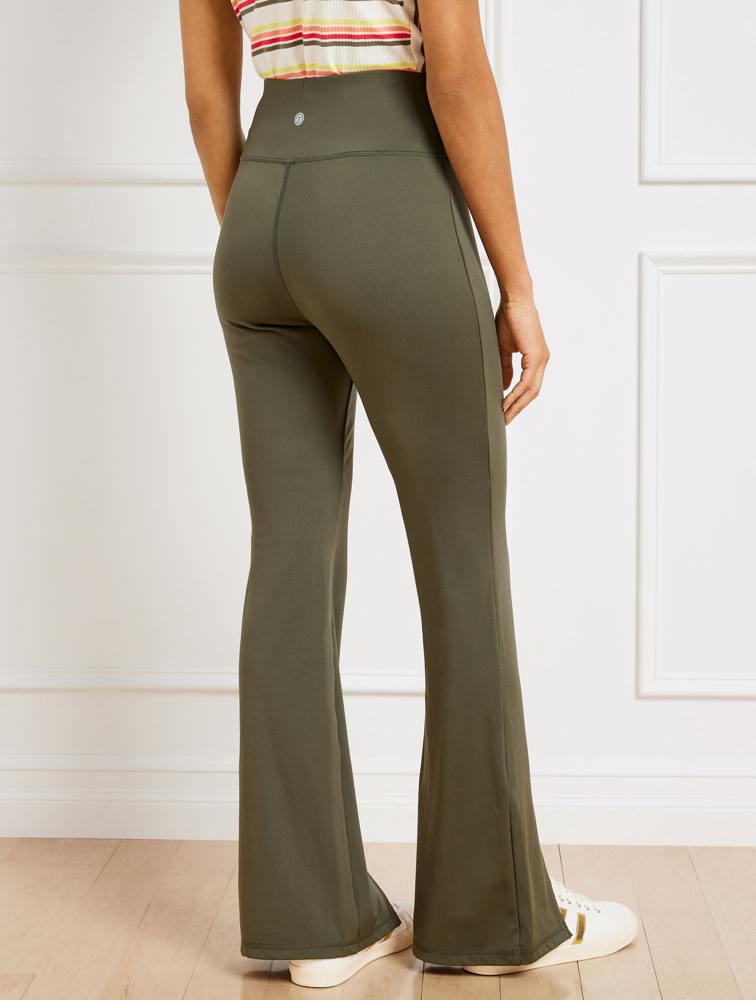 How to Hem Flare Leggings: Easy Step-by-Step Guide