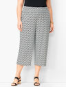 Plus Size Knit Jersey Wide-Leg Crops - Diamond Print