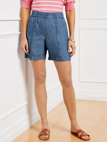Pull-On Shorts - Chambray - 6"