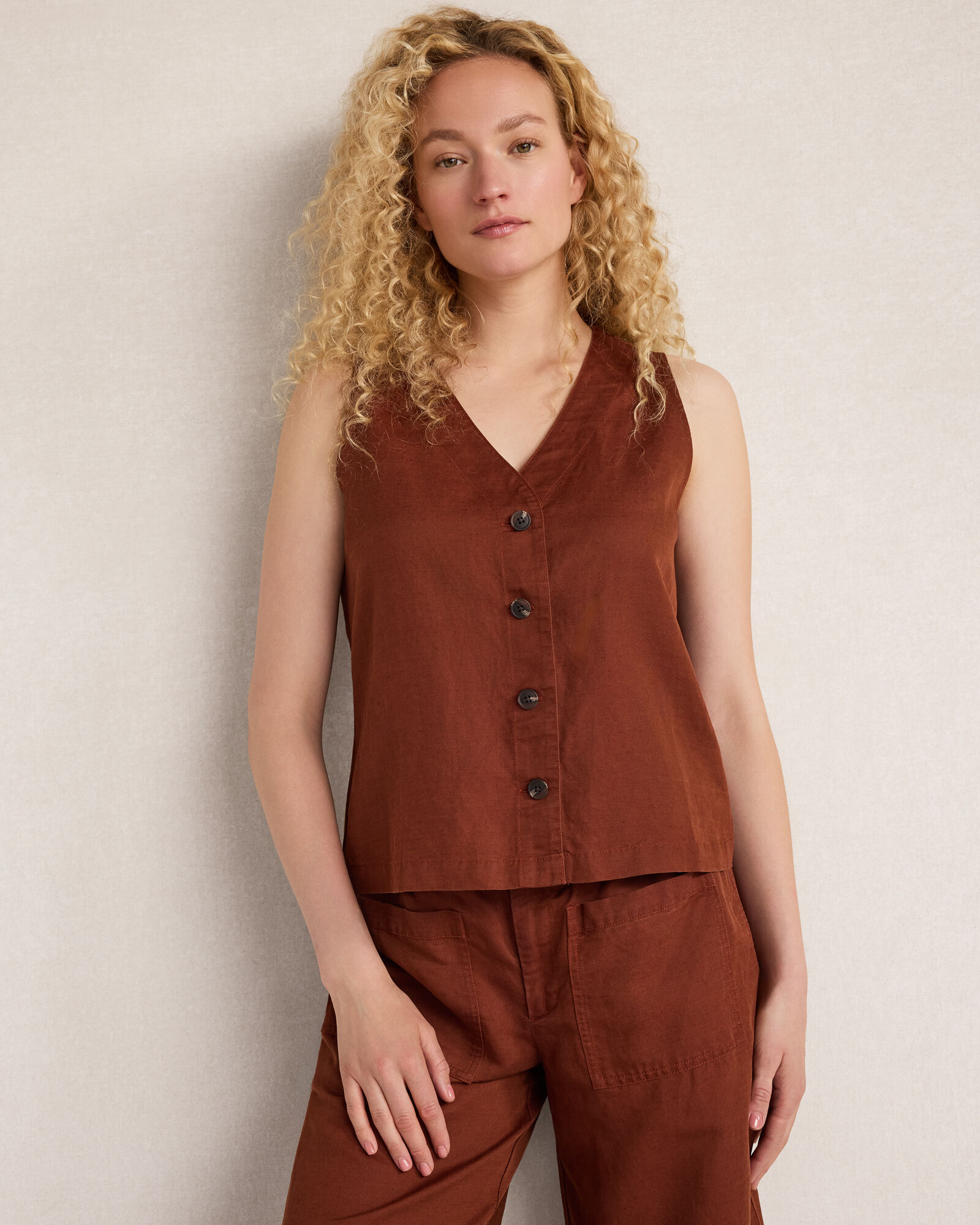 Linen Blend Dobby Sleeveless Vest