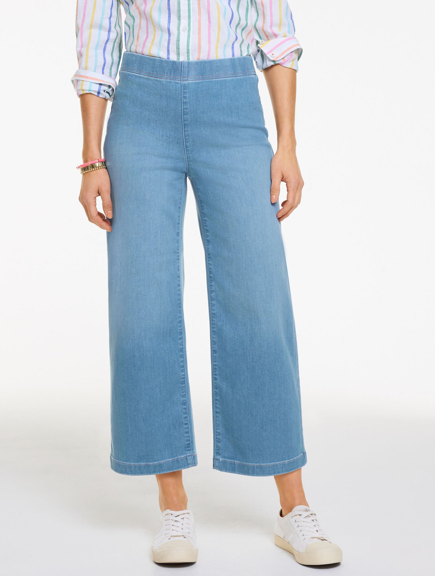 Wide Crop Pull-On Travel Jeans - Mercer Wash