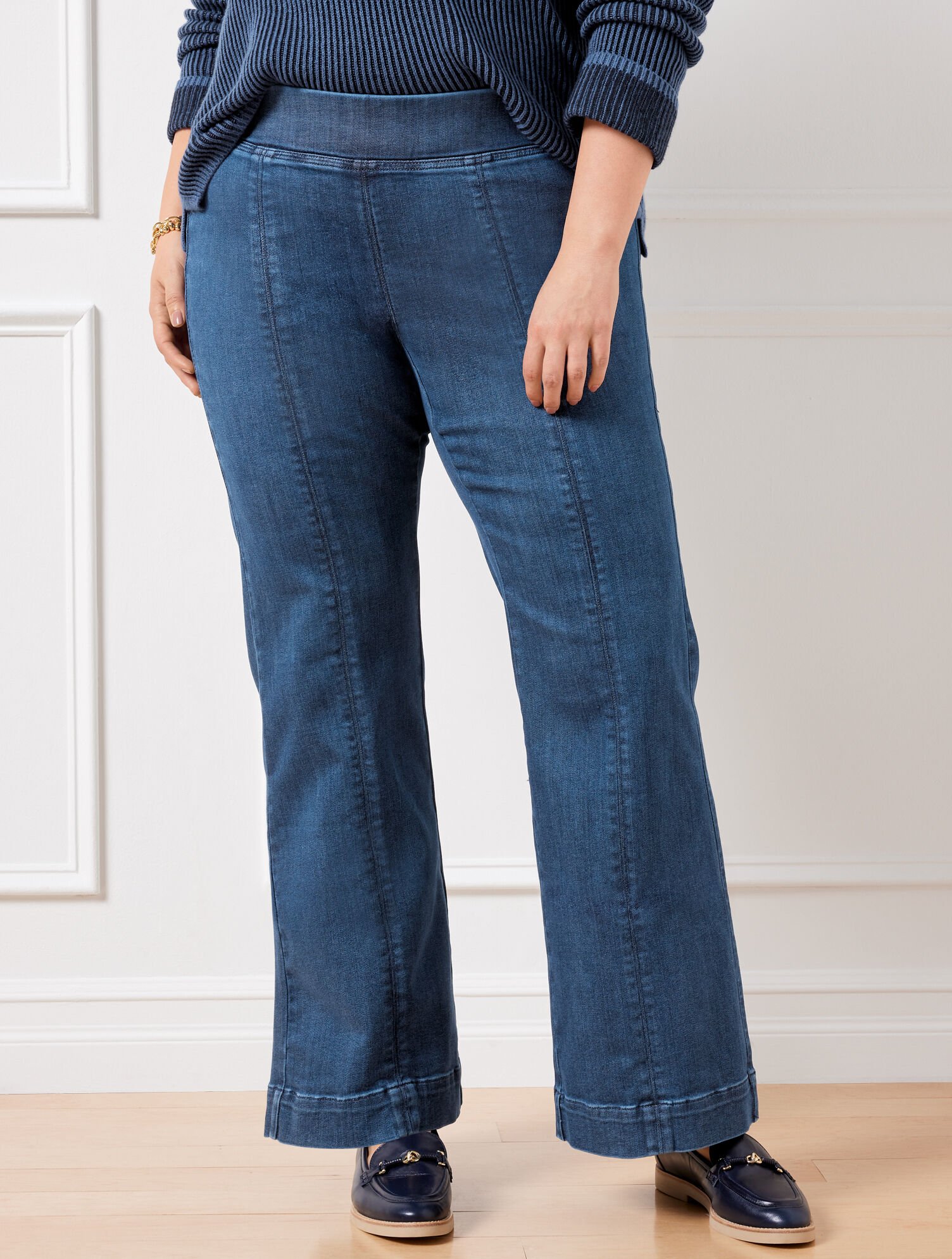 Flare Leg Pull-On Travel Jeans Hanover Wash Talbots