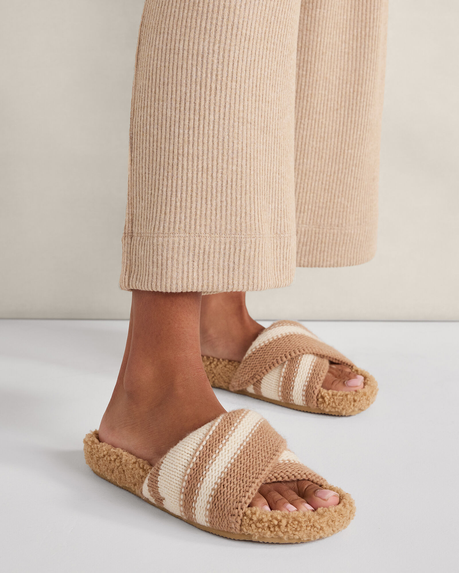 Twisted Sweaterknit Slides