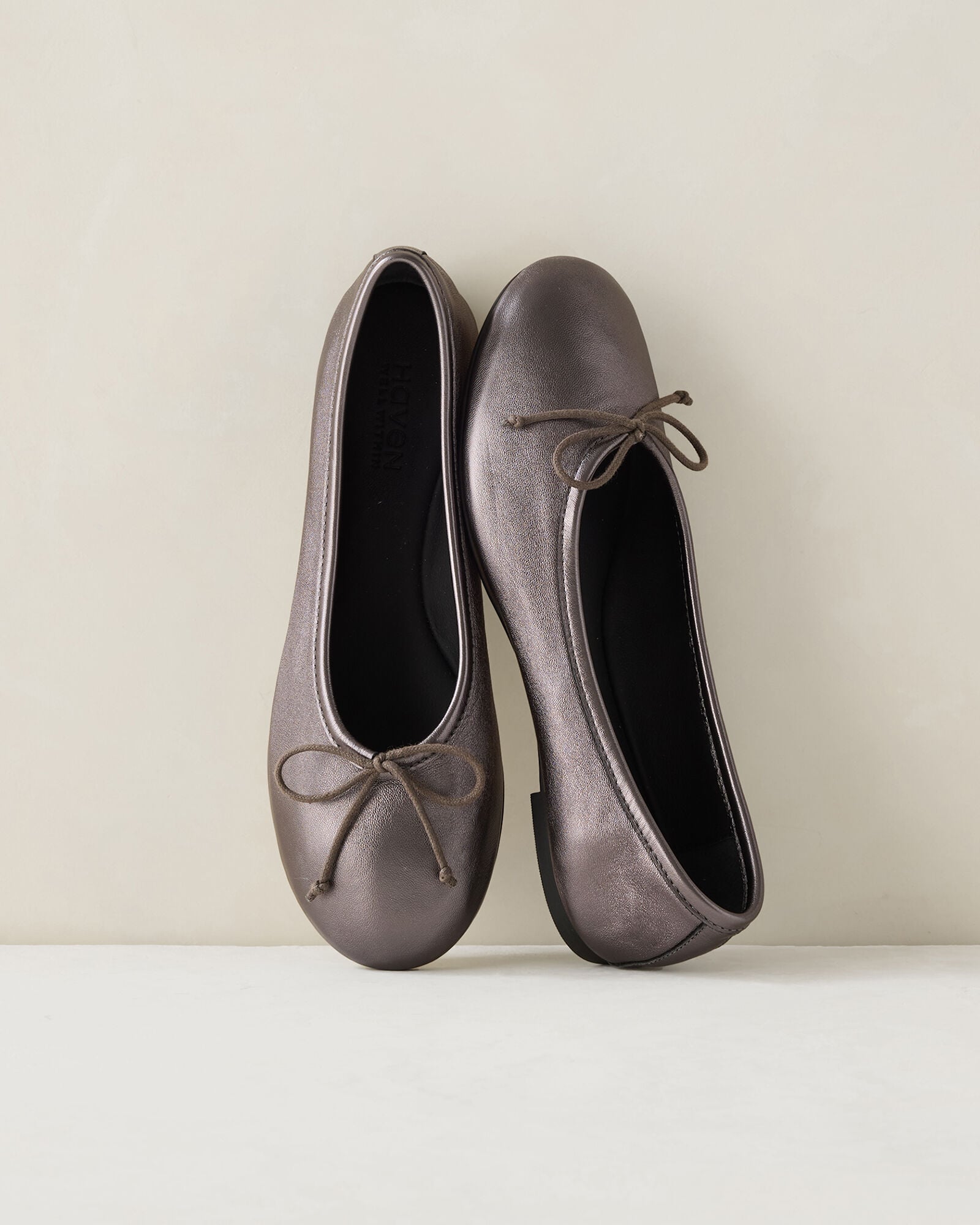 Curly Sherpa Cutout Slides - image 5