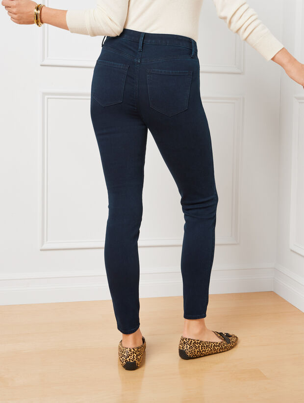 Jeggings - Rinse Wash Curvy Fit