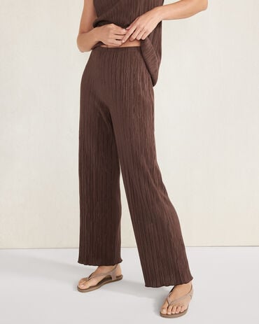 Ribbed Plisse Straight Leg Pants