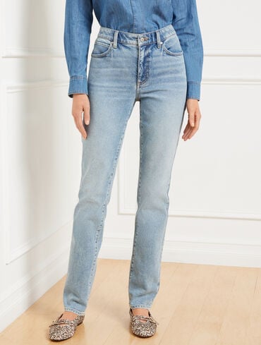 Straight Leg Jeans - Glendale Wash