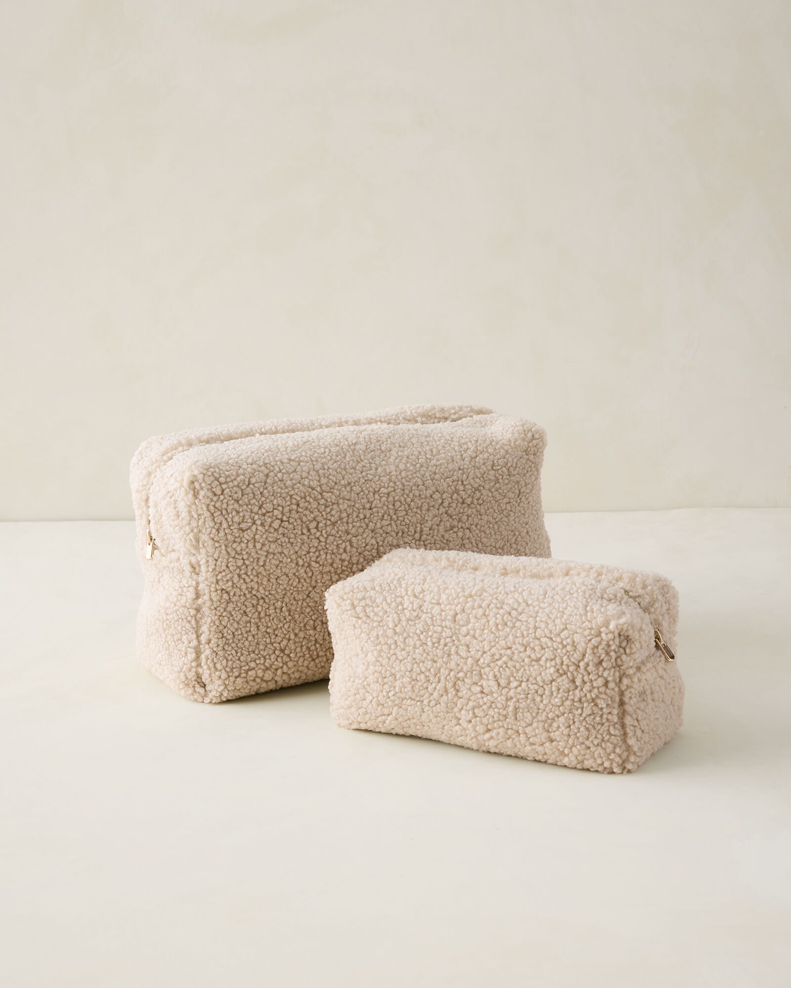 Toiletries - Sherpa + Denim XL main image 0
