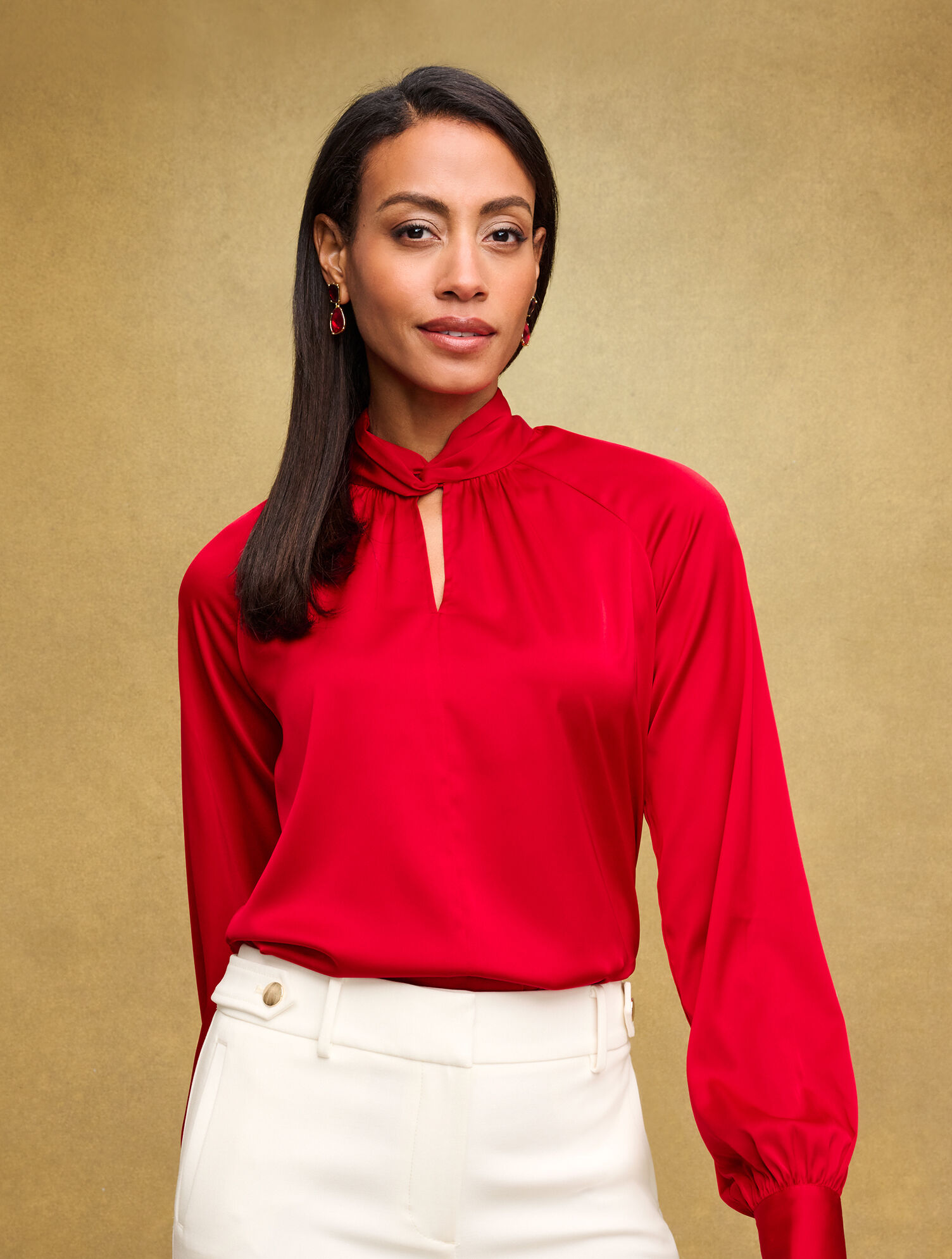 Top BCBG Max Azria En Soie Couleur Acajou - Taille M - Neuf Avec étiquettes - Modèle Col V Twist