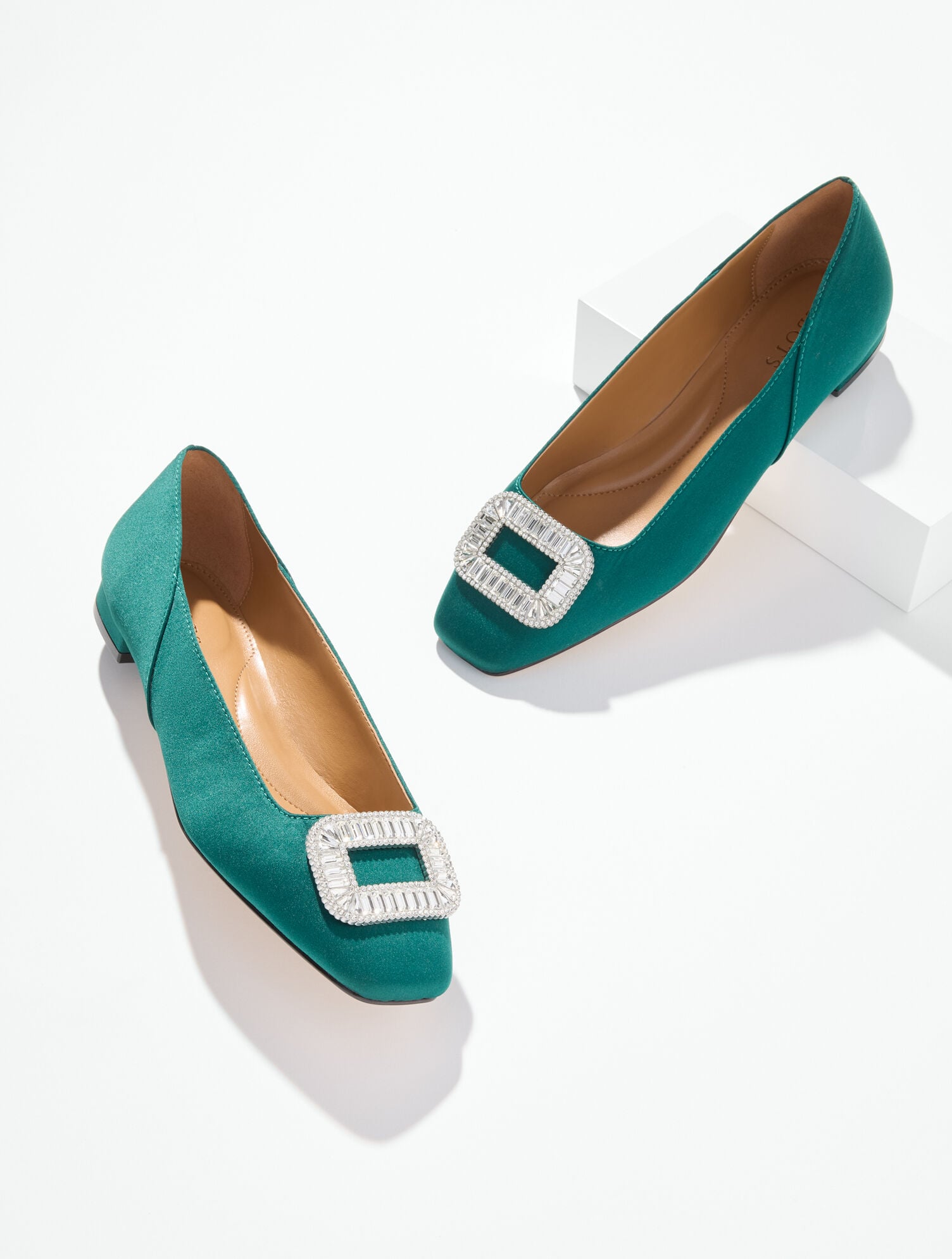 Sutton Ornament Flats - Satin