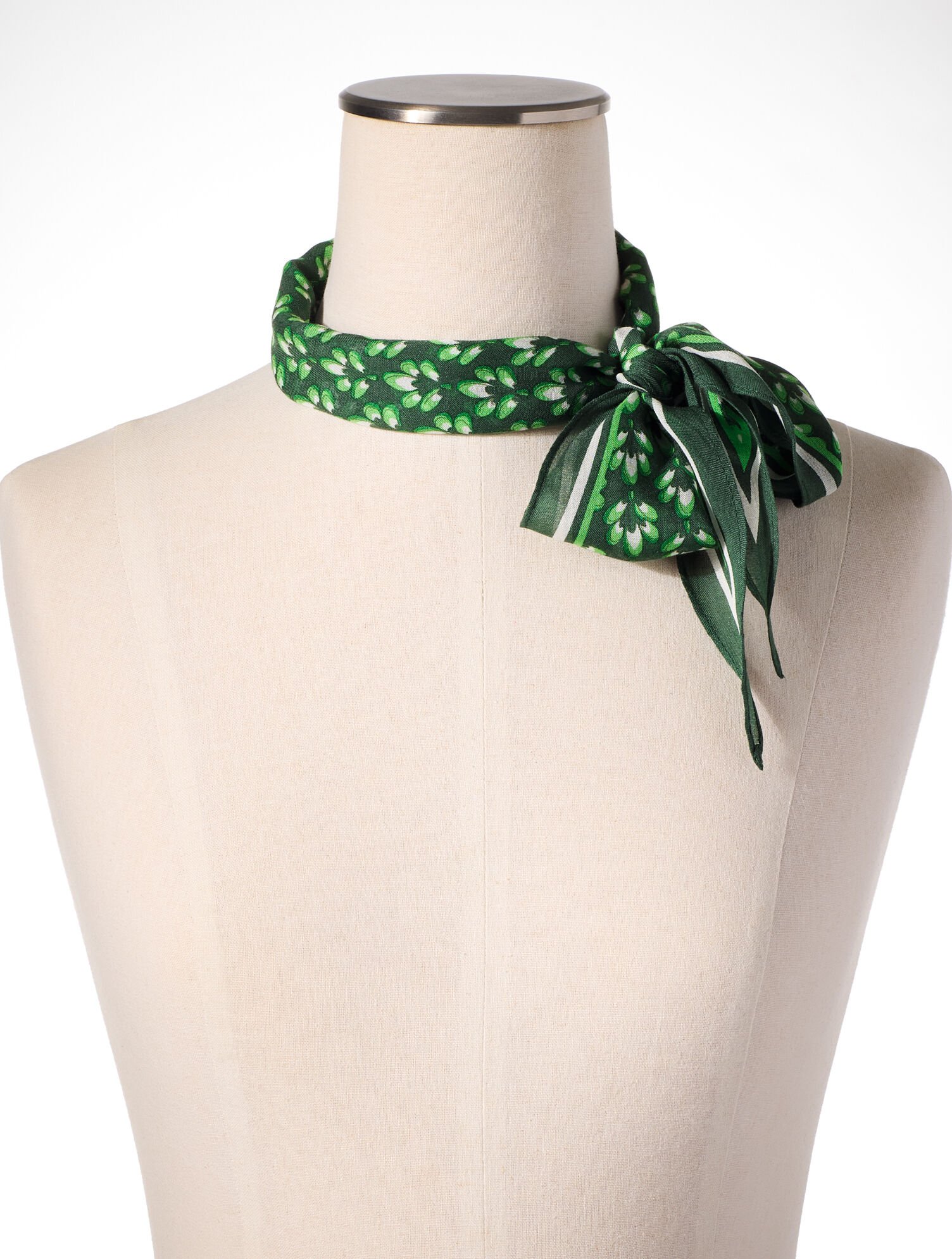 Graphic Leaves Diamond Scarf