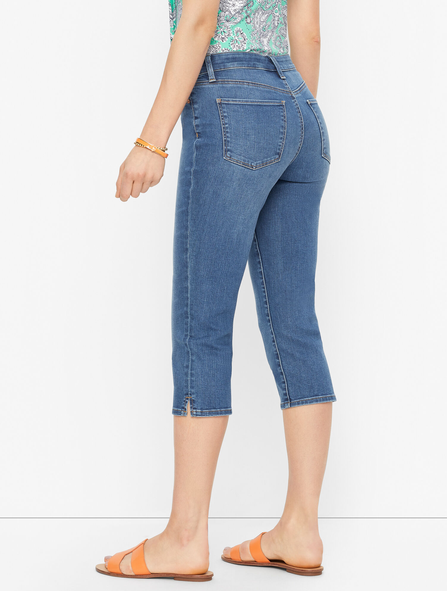 Pedal Pusher Jeans - Barrier Wash - Curvy Fit