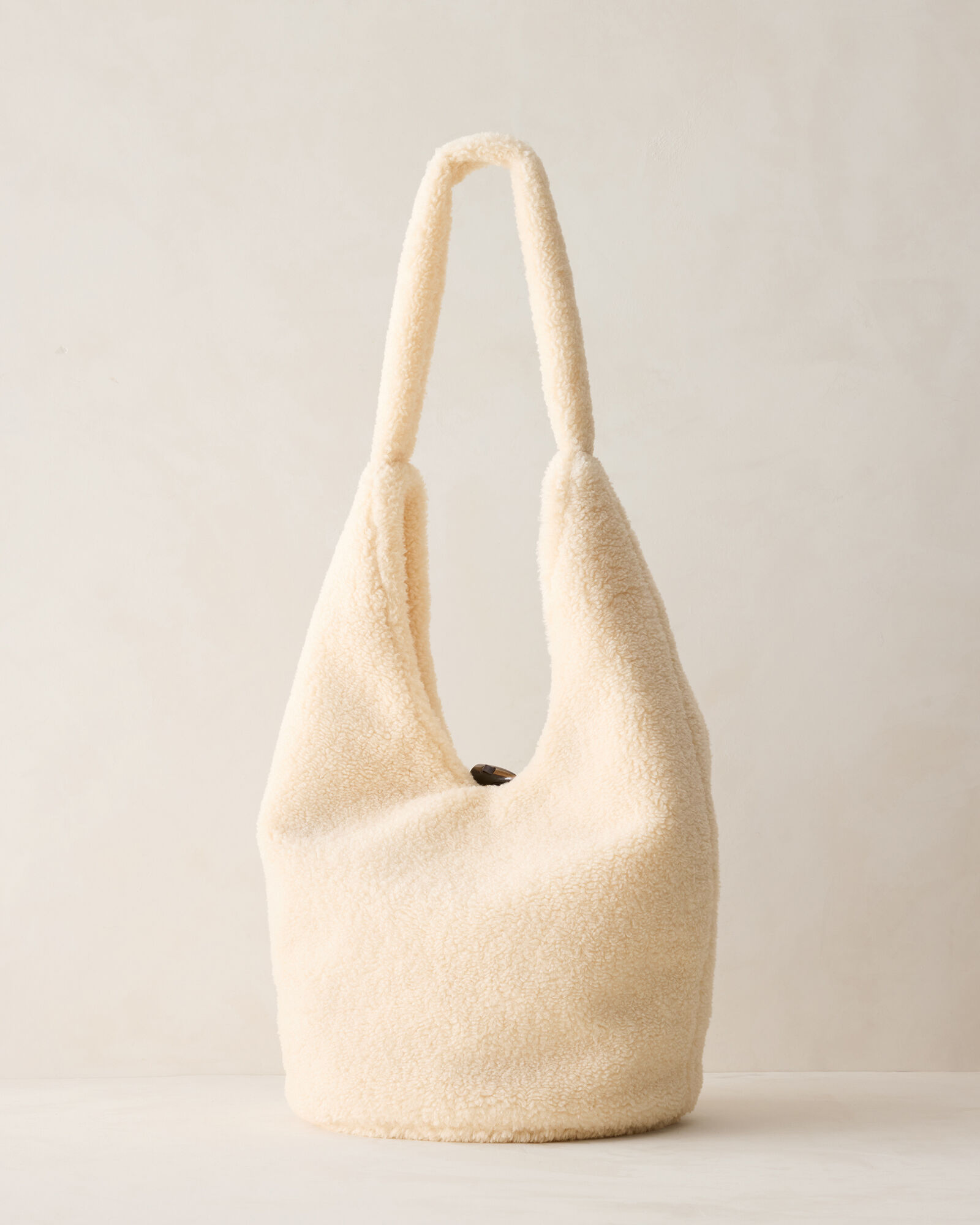 Sherpa Bucket Bag
