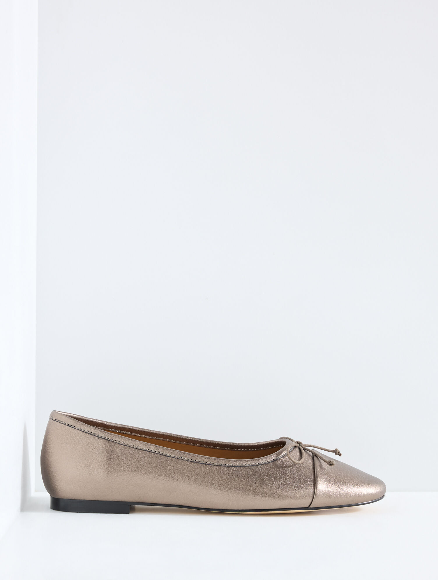 Ansly Metallic Nappa Ballet Flats - thumbnail 3