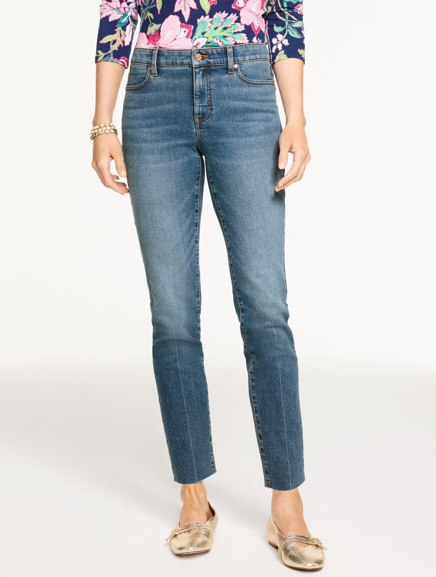 Slim Ankle Raw Hem Jeans - Roslyn Wash