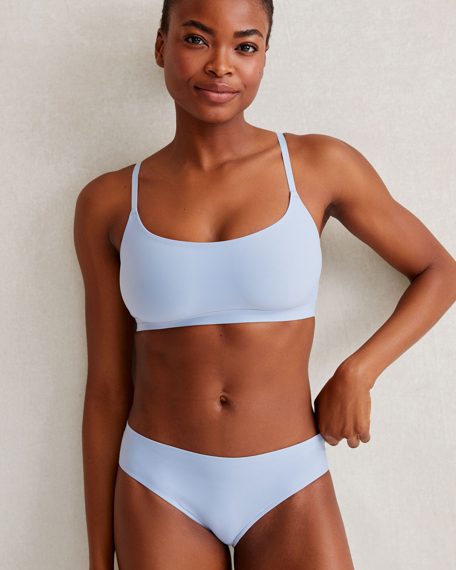 Luna Scoop Bralette - image 3