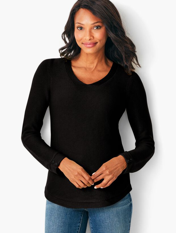 Link-Stitched V-Neck Sweater - Solid