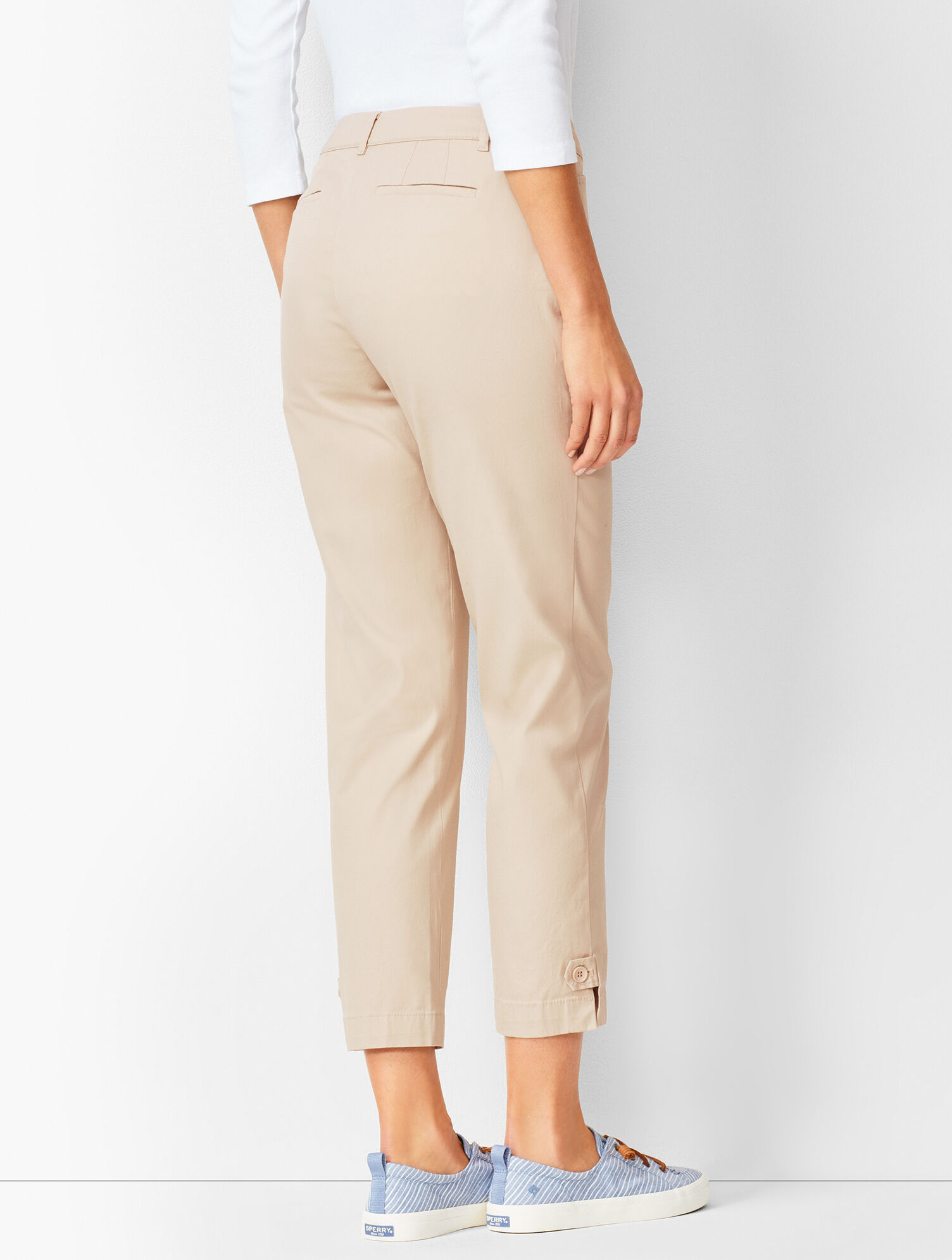 Pantalon taille haute à coupe cigarette