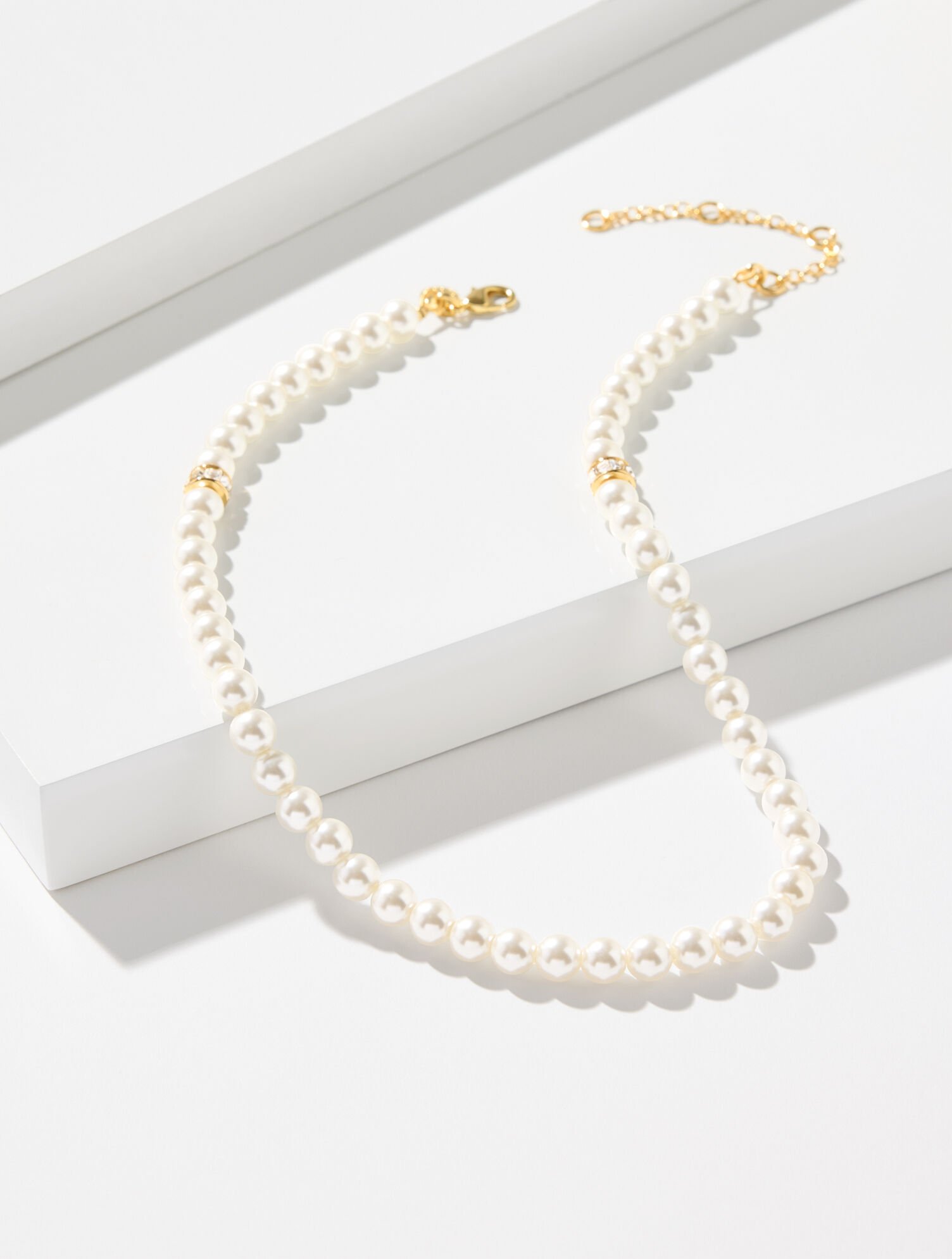Classic Pearl Necklace