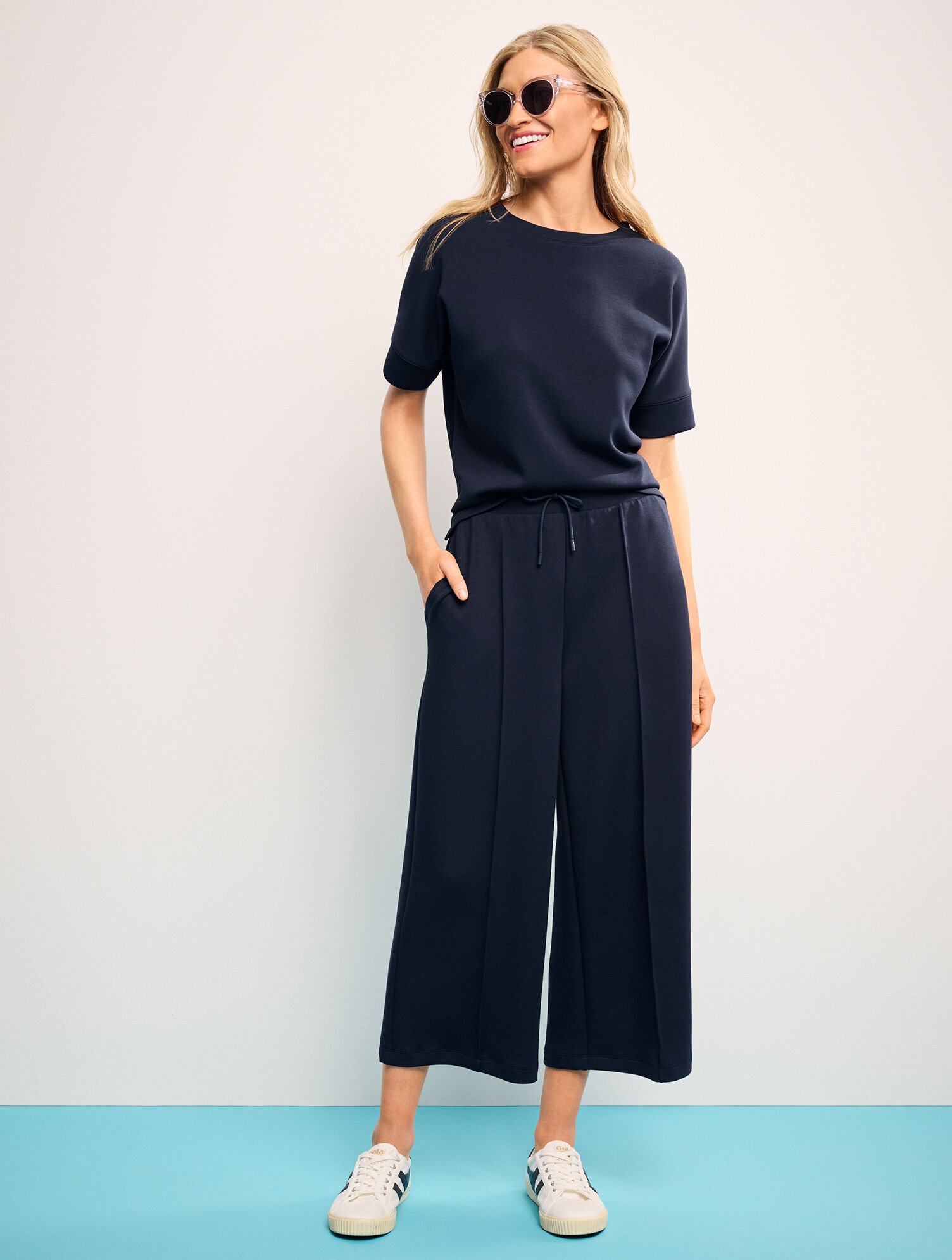 AirKnit Stretch Wide Crop Pants