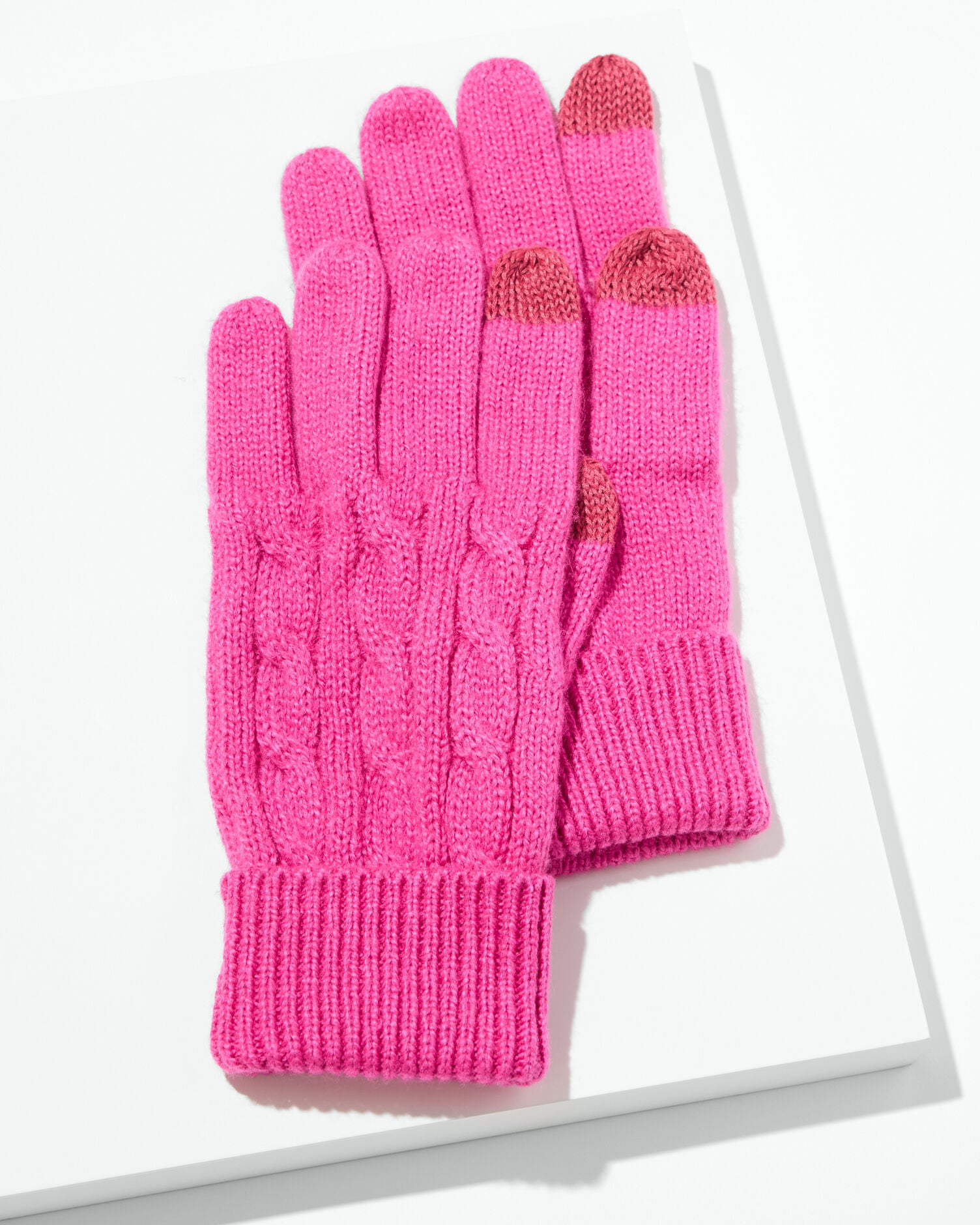 Soft Cable Knit Gloves