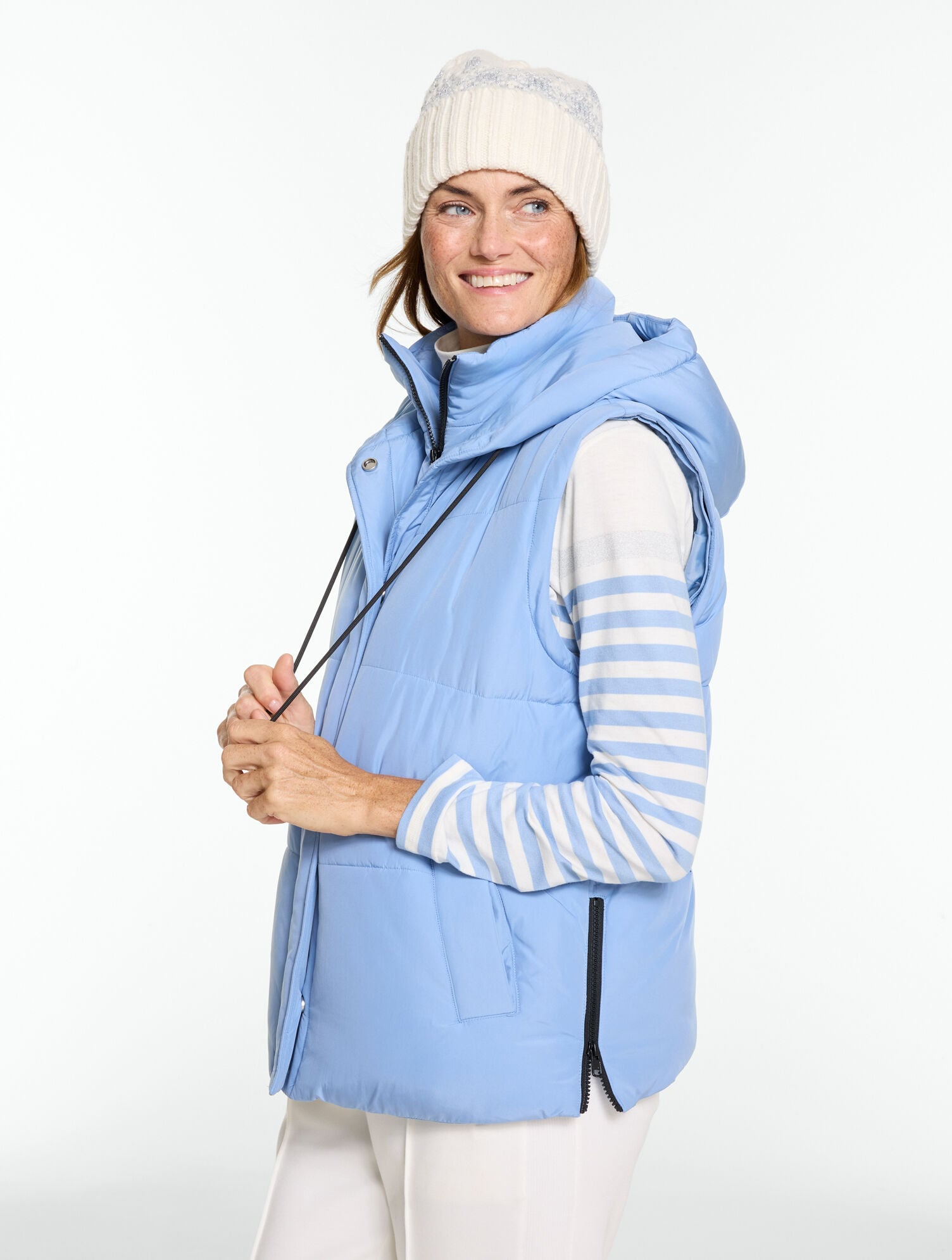 Zip-Off Sleeve Hooded Jacket
