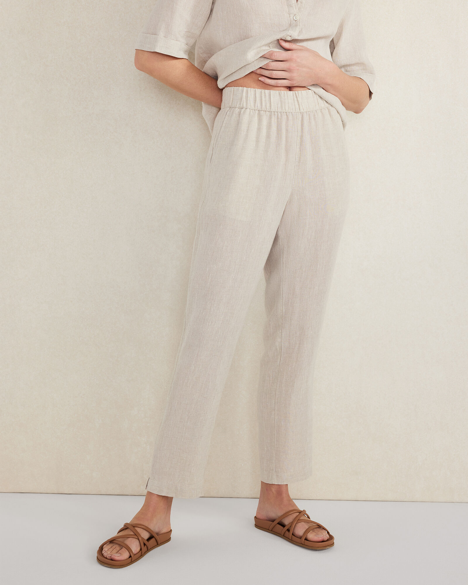 Linen Tapered Pants