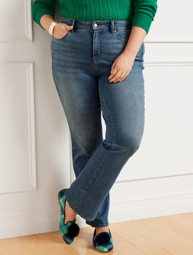Plus Size Exclusive Barely Boot Jeans - Serena Wash - Curvy Fit